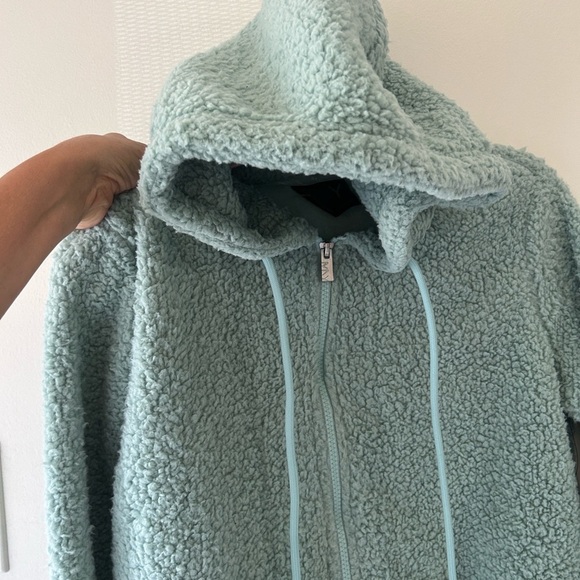 NWT Andrew Marc Soft green Sherpa sweater - Picture 4 of 12